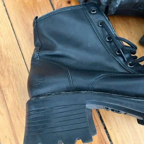 Sold - Picture 2 of 8